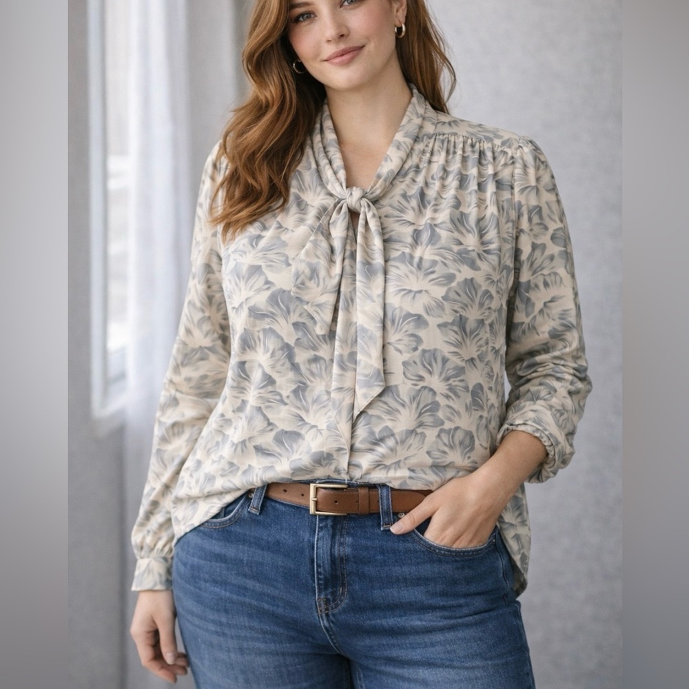 Jones New York 100% Silk Floral Print Tie Neck Blouse Women’s 18W Plus Size